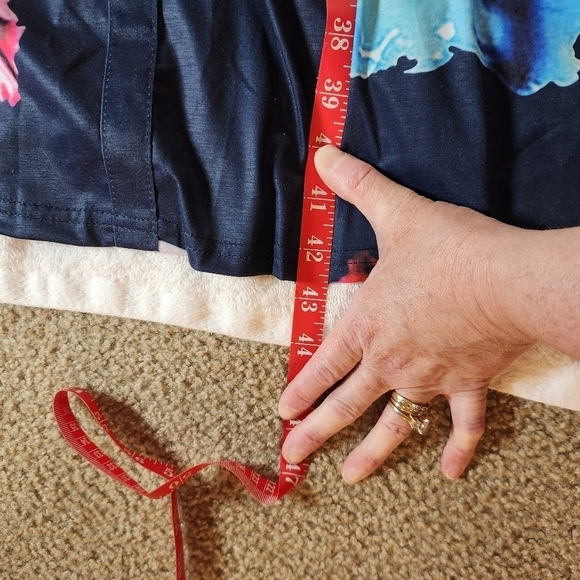 Ouges XL Floral Dress - Picture 7 of 10